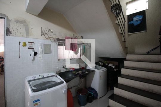 Área de Serviço de casa à venda com 5 quartos, 473m² em Santa Rosa, Belo Horizonte