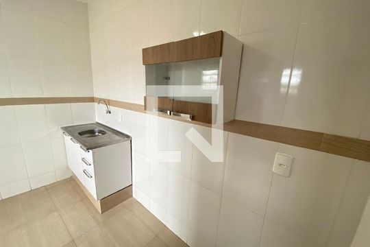 Cozinha de casa para alugar com 3 quartos, 90m² em Sagrada Família, Belo Horizonte