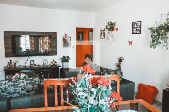 Sala de casa à venda com 4 quartos, 500m² em Vila Medeiros, São Paulo
