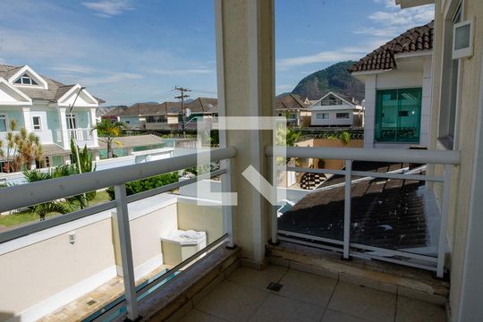 Varanda de casa de condomínio para alugar com 5 quartos, 250m² em Recreio dos Bandeirantes, Rio de Janeiro
