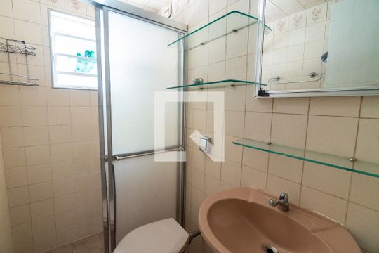 Banheiro da Suíte de casa para alugar com 3 quartos, 120m² em Jabaquara, São Paulo
