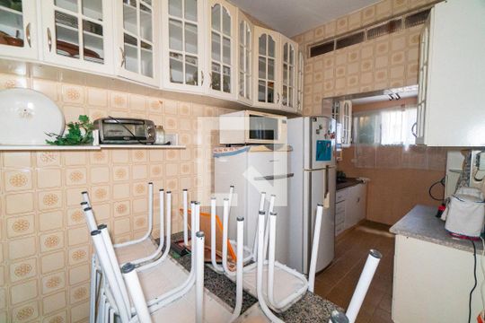 Cozinha de casa para alugar com 3 quartos, 120m² em Jabaquara, São Paulo