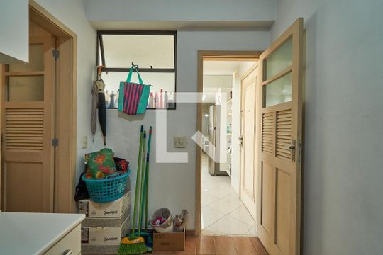 Quarto de Serviço de apartamento à venda com 4 quartos, 140m² em Tijuca, Rio de Janeiro