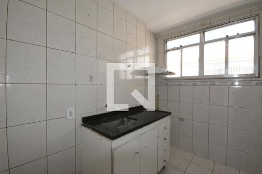 Cozinha de apartamento para alugar com 2 quartos, 69m² em Irajá, Rio de Janeiro