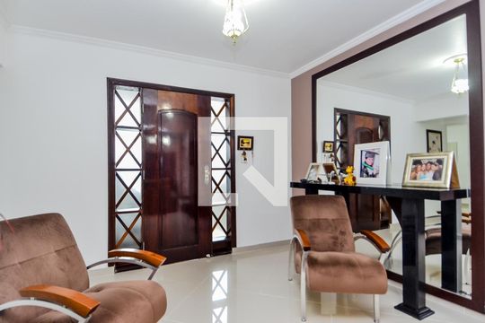 Casa à venda com 3 quartos, 245m² em Jardim Nova Taboão, Guarulhos