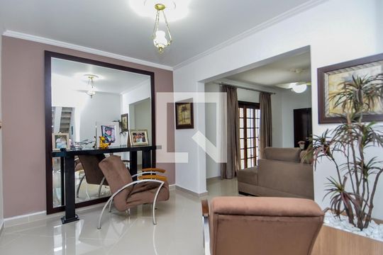 Casa à venda com 3 quartos, 245m² em Jardim Nova Taboão, Guarulhos