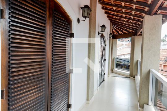 Casa à venda com 3 quartos, 245m² em Jardim Nova Taboão, Guarulhos