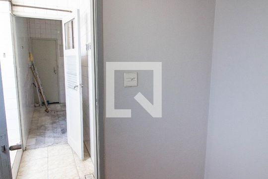 Quarto de Serviço de apartamento para alugar com 3 quartos, 85m² em Tijuca, Rio de Janeiro