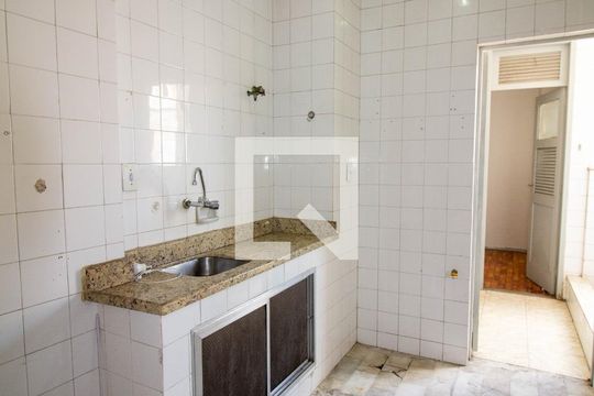 Cozinha de apartamento para alugar com 3 quartos, 85m² em Tijuca, Rio de Janeiro