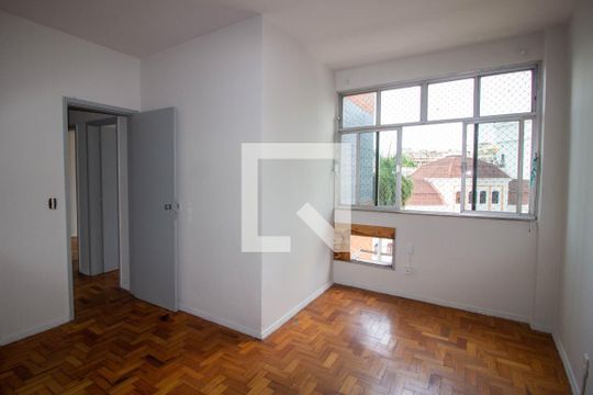 Suíte de apartamento para alugar com 3 quartos, 85m² em Tijuca, Rio de Janeiro