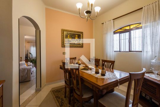 Sala de Jantar de casa à venda com 4 quartos, 200m² em Alto de Pinheiros, São Paulo