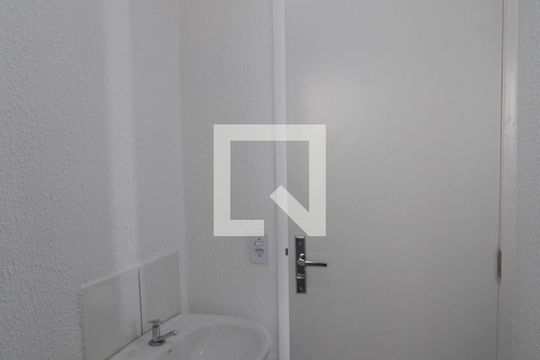 Banheiro da Suíte de apartamento para alugar com 2 quartos, 49m² em Recreio Marajoara, Sorocaba