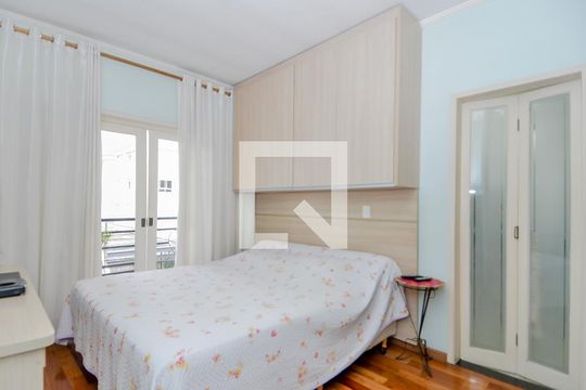 Suíte  de casa à venda com 3 quartos, 190m² em Parque Renato Maia, Guarulhos