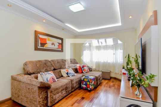 Sala de casa à venda com 3 quartos, 190m² em Parque Renato Maia, Guarulhos