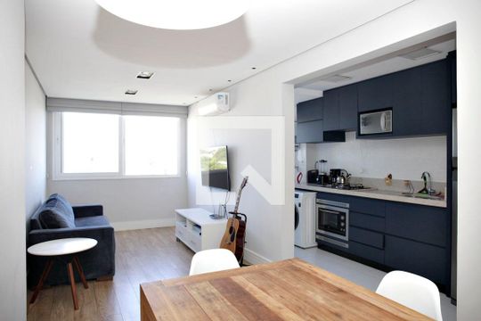 Apartamento à venda com 2 quartos, 60m² em São João, Porto Alegre