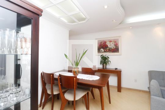 Sala de apartamento à venda com 3 quartos, 80m² em Vila Romero, São Paulo