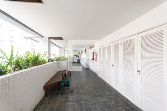 Área comum de apartamento à venda com 2 quartos, 80m² em Tijuca, Rio de Janeiro