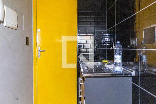 Cozinha de kitnet/studio para alugar com 1 quarto, 29m² em Vila Buarque, São Paulo
