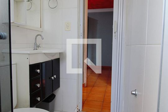 Banheiro de apartamento à venda com 2 quartos, 66m² em Jardim Umarizal, São Paulo