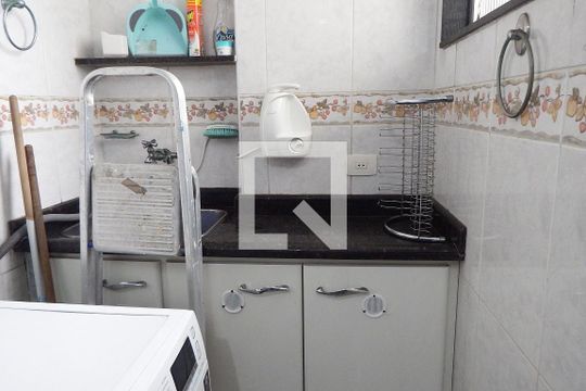 Área de Serviço de apartamento para alugar com 2 quartos, 60m² em Centro, São Vicente