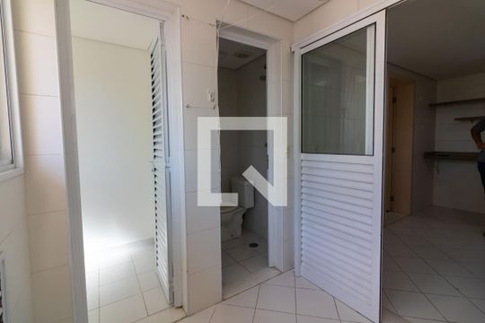 Área de Serviço de apartamento para alugar com 3 quartos, 99m² em Jardim das Acácias, São Paulo