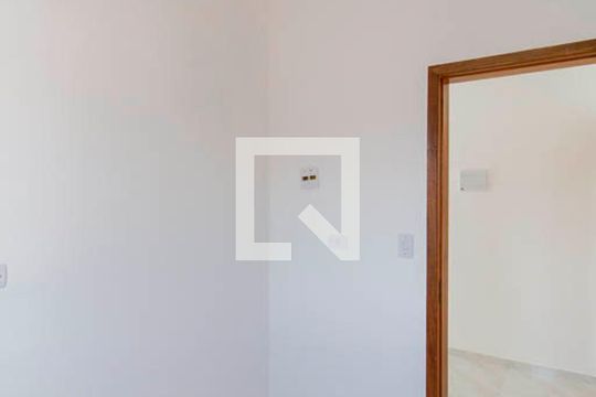 Quarto 2 de apartamento para alugar com 2 quartos, 38m² em Jardim Popular, São Paulo