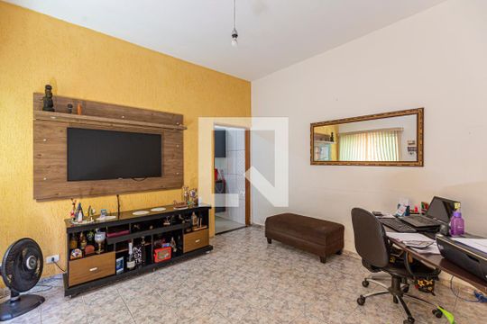 Casa à venda com 2 quartos, 200m² em Parque Bandeirante, Santo André