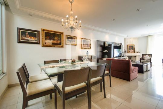 Sala de Jantar de casa de condomínio à venda com 4 quartos, 260m² em Jardim Vila Mariana, São Paulo
