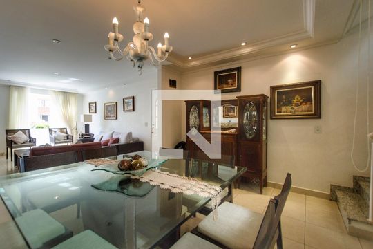 Sala de Jantar de casa de condomínio à venda com 4 quartos, 260m² em Jardim Vila Mariana, São Paulo