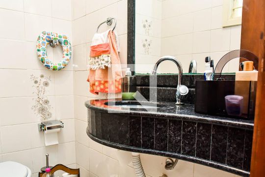 Lavabo de casa à venda com 5 quartos, 400m² em Cristo Redentor, Porto Alegre
