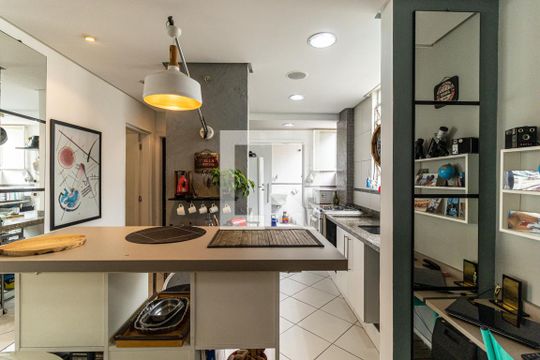 Cozinha de apartamento à venda com 2 quartos, 72m² em Campos Elíseos, São Paulo