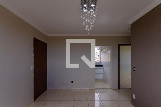 Sala de apartamento para alugar com 2 quartos, 46m² em Jaqueline, Belo Horizonte