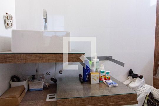 Banheiro da Suíte de apartamento para alugar com 2 quartos, 82m² em Vila Isabel, Rio de Janeiro