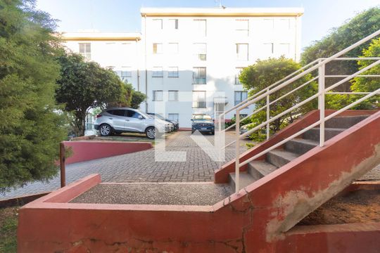 Vista da Sala de apartamento para alugar com 2 quartos, 60m² em Jardim Casa Pintada, São Paulo