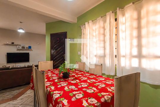 Sala/Cozinha de casa para alugar com 2 quartos, 200m² em Vila Nova Bonsucesso, Guarulhos
