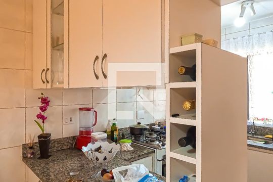 Sala/Cozinha de casa para alugar com 2 quartos, 200m² em Vila Nova Bonsucesso, Guarulhos
