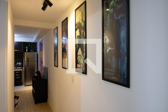 Corredor de apartamento à venda com 2 quartos, 41m² em Itaquera, São Paulo