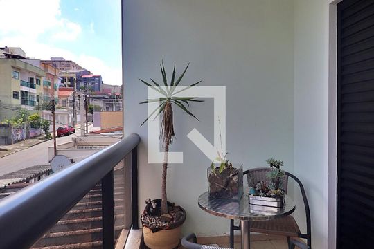 Varanda do Quarto 2 - Suíte de casa à venda com 3 quartos, 292m² em Vila Camilopolis, Santo André
