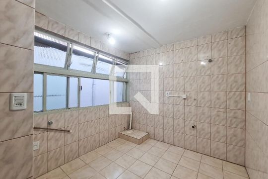 Cozinha de apartamento à venda com 2 quartos, 54m² em Centro, São Leopoldo
