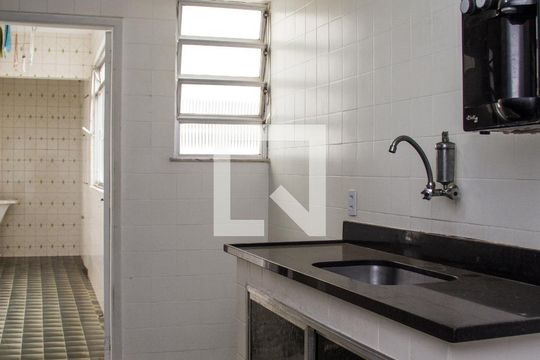Cozinha de apartamento à venda com 2 quartos, 69m² em Abolição, Rio de Janeiro