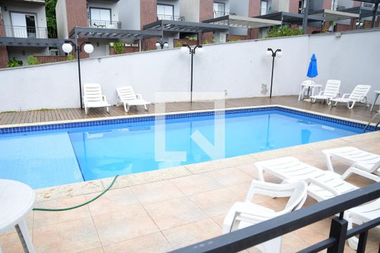 Área comum - Piscina de casa de condomínio para alugar com 3 quartos, 105m² em Chácara Pavoeiro, Cotia