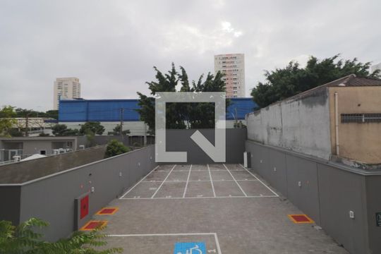 Vista Sala de apartamento para alugar com 2 quartos, 38m² em Quarta Parada, São Paulo