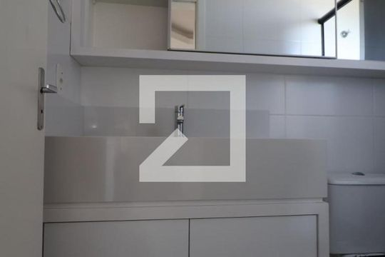 Banheiro de casa de condomínio à venda com 3 quartos, 110m² em Harmonia, Canoas