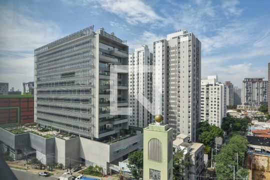 Vista de apartamento para alugar com 2 quartos, 77m² em Vila Cordeiro, São Paulo