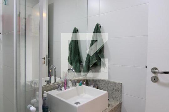 Banheiro da Suíte de apartamento à venda com 3 quartos, 102m² em Barra da Tijuca, Rio de Janeiro