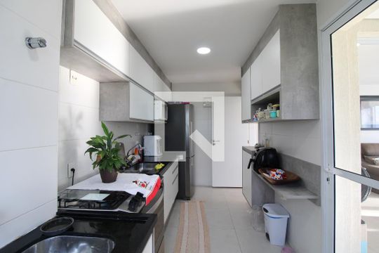 Cozinha de apartamento à venda com 3 quartos, 102m² em Barra da Tijuca, Rio de Janeiro