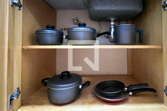 Cozinha de apartamento para alugar com 1 quarto, 41m² em Vila Olímpia, São Paulo