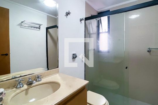 Banheiro da Suíte de apartamento para alugar com 1 quarto, 41m² em Vila Olímpia, São Paulo