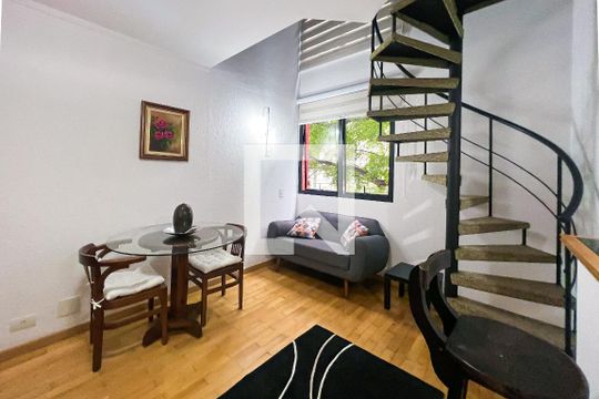 Sala de apartamento para alugar com 1 quarto, 41m² em Vila Olímpia, São Paulo