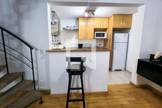 Sala de apartamento para alugar com 1 quarto, 41m² em Vila Olímpia, São Paulo